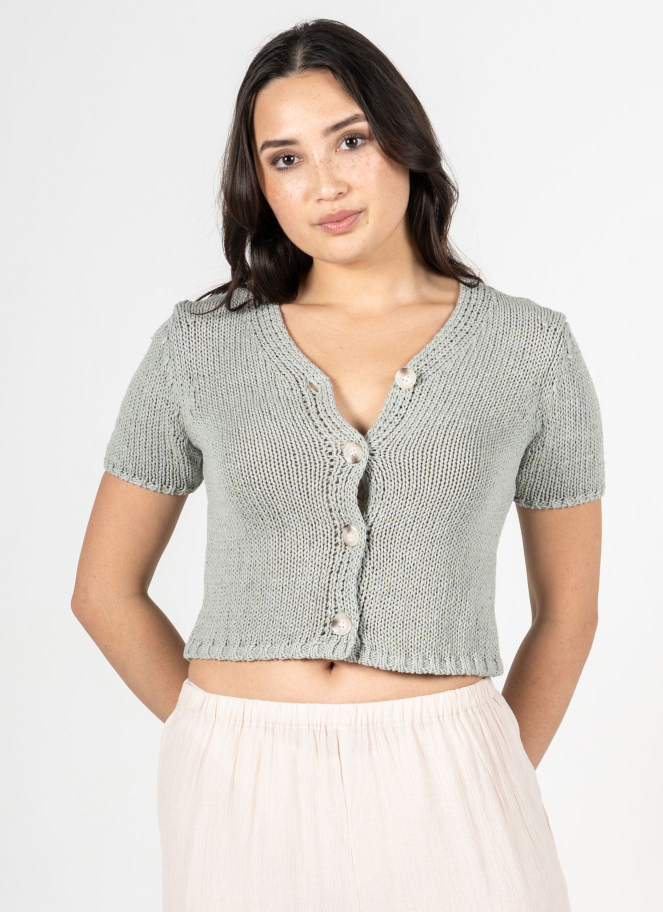 S/S Knit Button Crop Cardigan – Buy C'est Moi - Canada