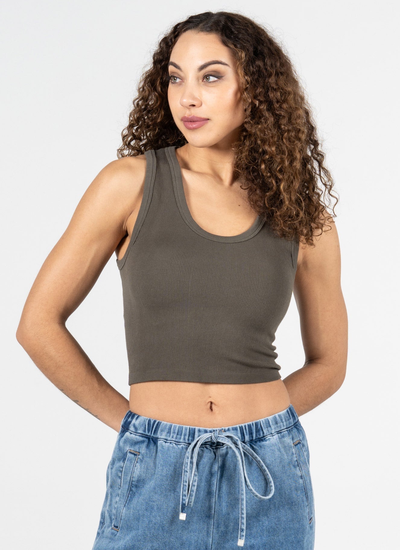 Bamboo Rib Deep Scoop Neck Tank – Buy C'est Moi - Canada